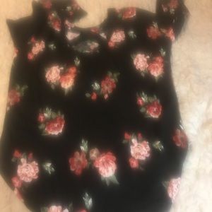 BlouseBlack/pink floral print top
